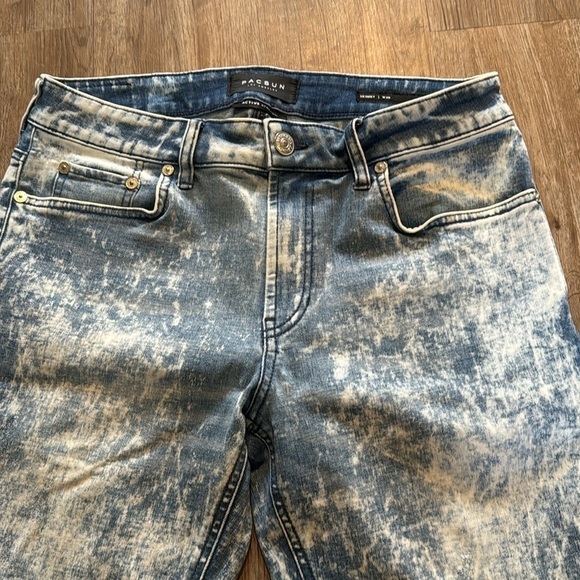 PACSUN ACID WASH CUT JORTS (30 W) - Picture 4 of 8